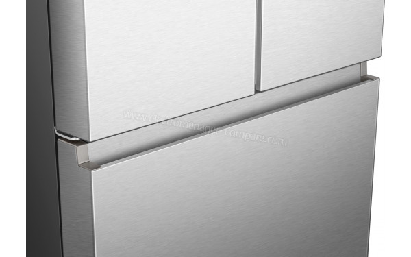 HISENSE RF815N4SWSE - Zoom sur les poign&eacute;es int&eacute;gr&eacute;es