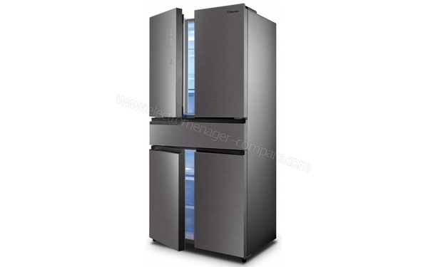 HISENSE RM672N4AJ1 - Vue 3/4 droite avec portes ouvertes (cr&eacute;dit : Boulanger)