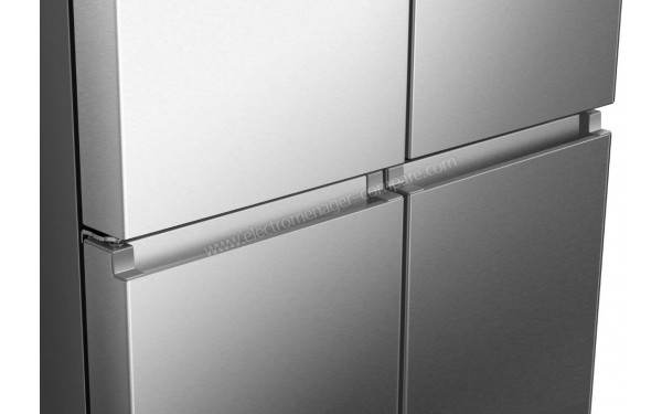 HISENSE RQ5P470SMIE - Zoom sur les poign&eacute;es int&eacute;gr&eacute;es