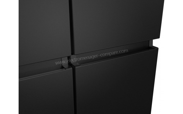 HISENSE RQ758N4SAF1 - Zoom sur les poign&eacute;es