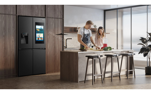 HISENSE RQ760N4IFE - Mise en situation