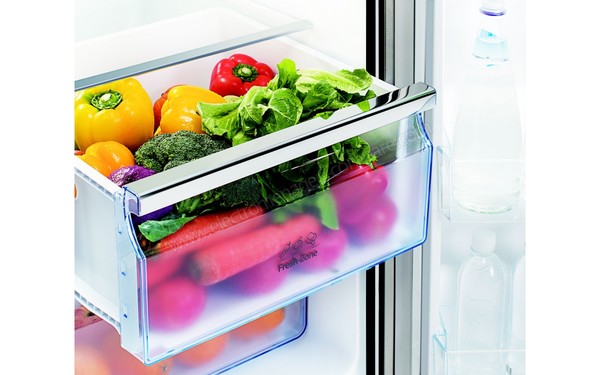 HISENSE RS695N4IS1 - Bac &agrave; l&eacute;gumes Fresh Zone (cr&eacute;dit : Boulanger)