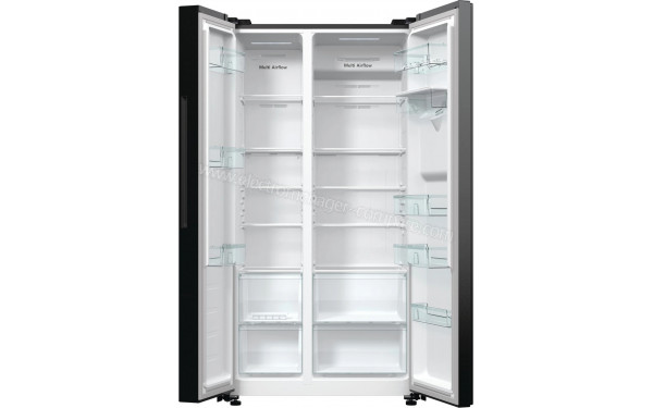 HISENSE RS711N4WFD - Vue de l'int&eacute;rieur