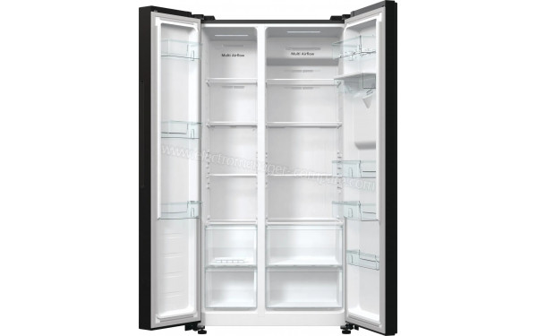 HISENSE RS711N4WFE - Vue de l'int&eacute;rieur