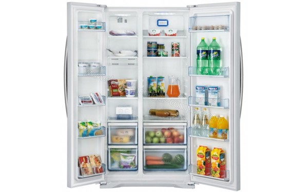 HISENSE RS731N4AW1 - Vue de l'int&eacute;rieur (cr&eacute;dit : Boulanger)