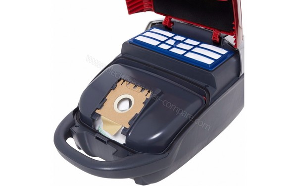 HOOVER AT70_AT74 - Vue 3/4 droite capot ouvert (cr&eacute;dit : Boulanger)