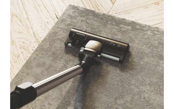 HOOVER HE321PAF - Vue sur la brosse