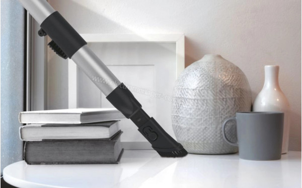 HOOVER HE322PET - Mise en situation (cr&eacute;dit : Boulanger)