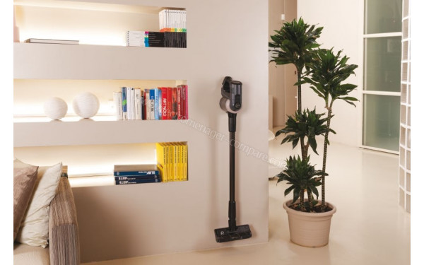 HOOVER HF401H - Vue sur la station murale de chargement