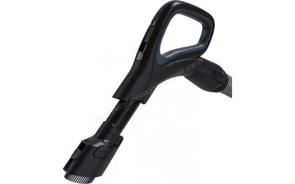 HOOVER RC69PET - Vue de la poign&eacute;e avec brossette int&eacute;gr&eacute;e