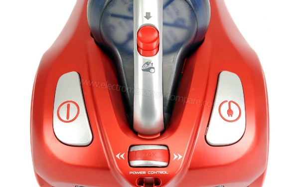 HOOVER TCR4213 - Commandes (cr&eacute;dit : Darty)