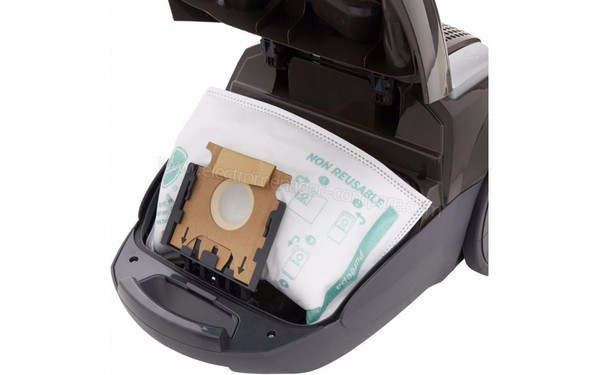 HOOVER TE70_TE28 - Vue 3/4 droite capot ouvert (cr&eacute;dit : Boulanger)