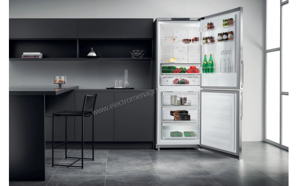 HOTPOINT HA70BI932S - Mise en situation (cr&eacute;dit : Boulanger)