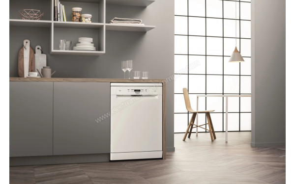 HOTPOINT HFC3C34W - Mise en situation