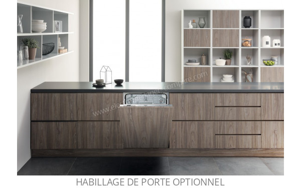 HOTPOINT HI5030W - Mise en situation