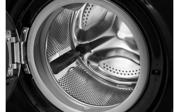 HOTPOINT NM11 823 BS FR - Vue du tambour