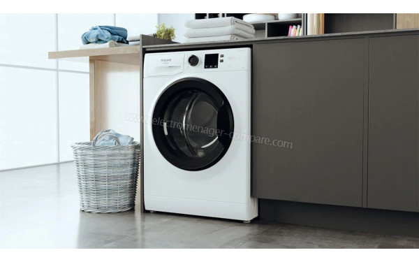 HOTPOINT NS1069CWKEUN - Mise en situation