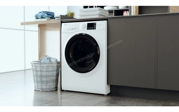 HOTPOINT RDG864387WKFRN - Mise en situation