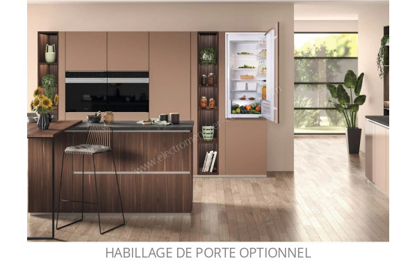 HOTPOINT S12A1DHA2FR - Mise en situation