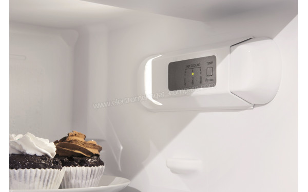 INDESIT B 18 A1 D V E/I 1 - Panneau de commandes