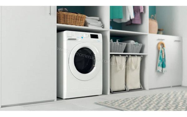 INDESIT BDE861483XWFRN - Mise en situation