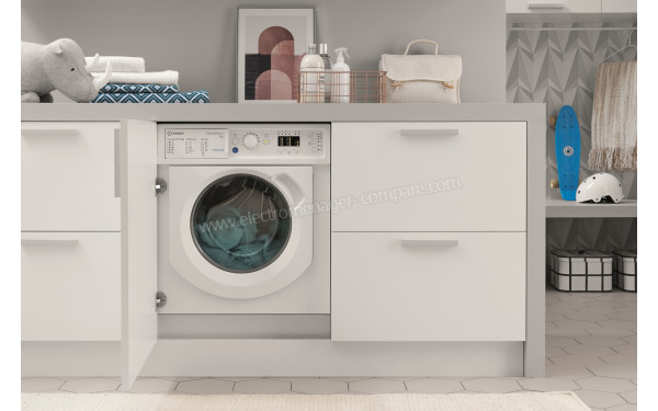 INDESIT BI WMIL 91484 EU - Mise en situation