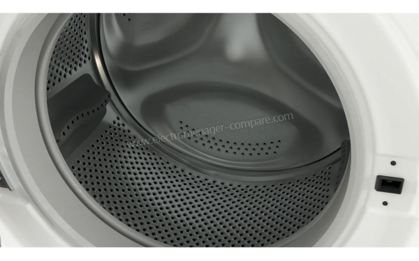 INDESIT BWEJ111496XWVFR - Zoom sur le tambour