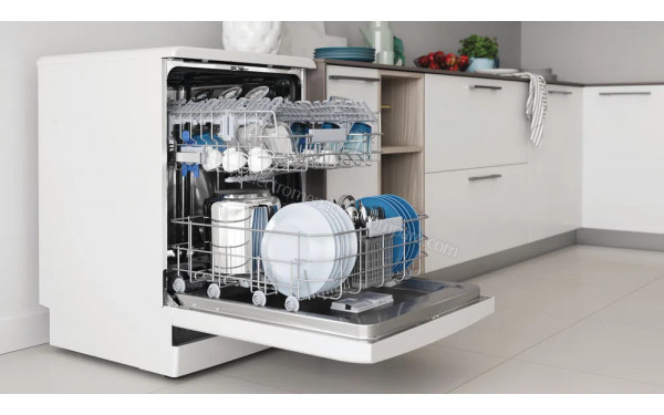 INDESIT DFC2C24A - Mise en situation