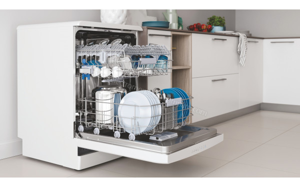 INDESIT DFO 3C23 A - Mise en situation