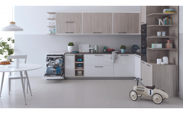 INDESIT DFO 3T133 A F - Mise en situation