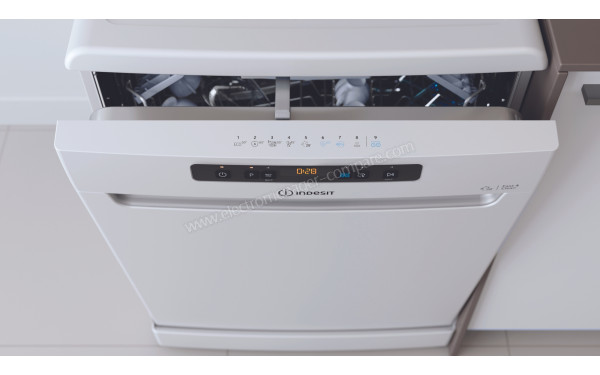 INDESIT DFO 3T133 A F - Panneau de commandes