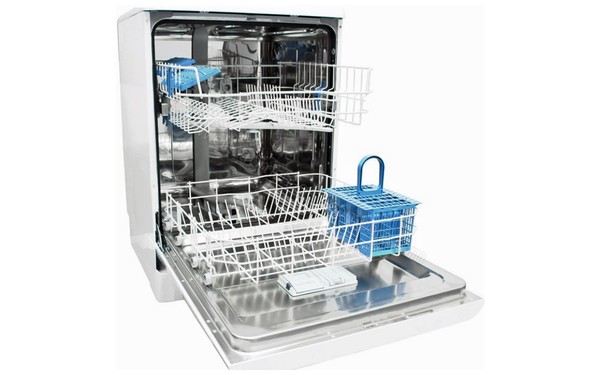 INDESIT DFP 28B16 FR - Vue de l'int&eacute;rieur (cr&eacute;dit : Darty)
