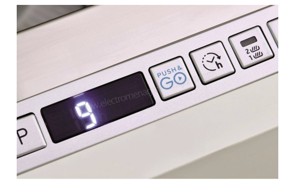 INDESIT DSIO 3T224 CE - Panneau de commandes (cr&eacute;dit : Boulanger)