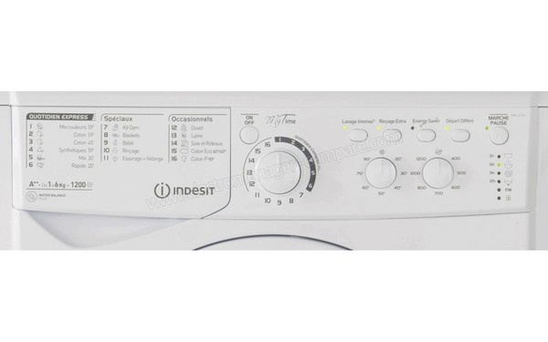 INDESIT EWC 61252 W FR.M - Panneau de commandes (cr&eacute;dit : Boulanger)