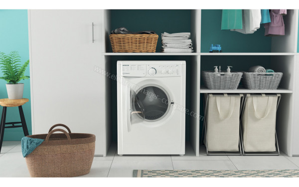 INDESIT EWC71252WFR N - Mise en situation