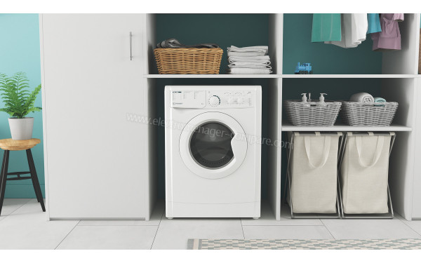 INDESIT EWC81251WEUN - Mise en situation