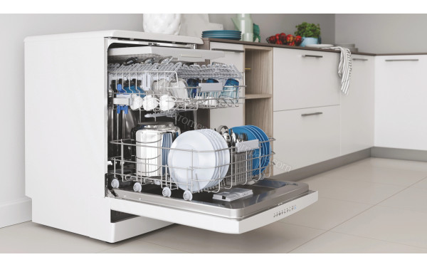 INDESIT I0FD641A - Vue de l'int&eacute;rieur