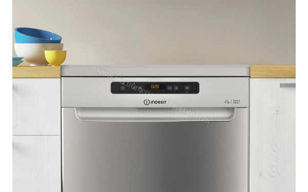 INDESIT I0FD651X - Panneau de commandes