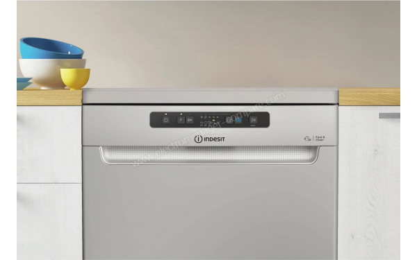 INDESIT I3FL634OS - Panneau de commandes