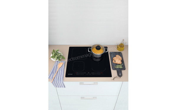 INDESIT IB 65B60 NE - Mise en situation