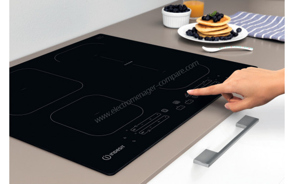 INDESIT IB 65B60 NE - &Eacute;cran tactile