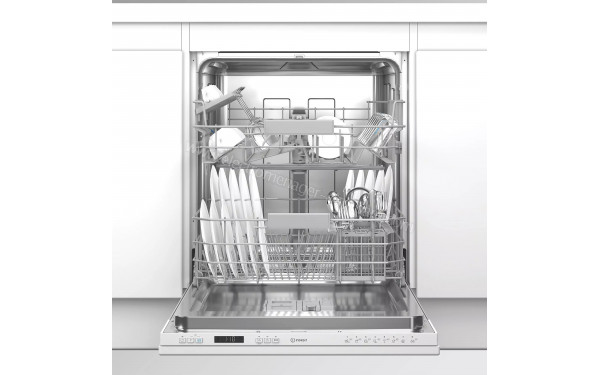INDESIT IN2ITC14B1N6S - Vue de l'int&eacute;rieur