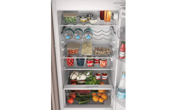 INDESIT INCO18DC03 - Vue de l'int&eacute;rieur partie r&eacute;frig&eacute;rateur