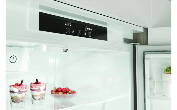 INDESIT IND402 - Panneau de commandes