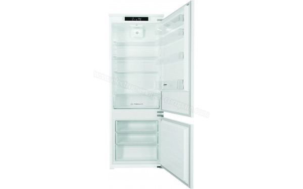 INDESIT IND402 - Vue de l'int&eacute;rieur