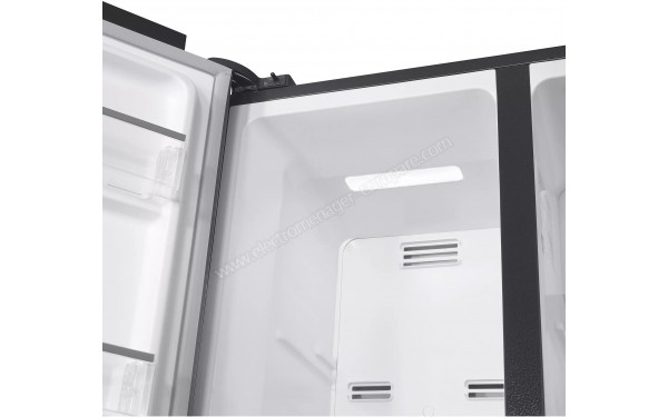 INDESIT INGF6441XP4E - Eclairage int&eacute;gr&eacute; de type LED