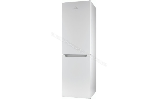 INDESIT LI8S2EFW - Vue 3/4 droite