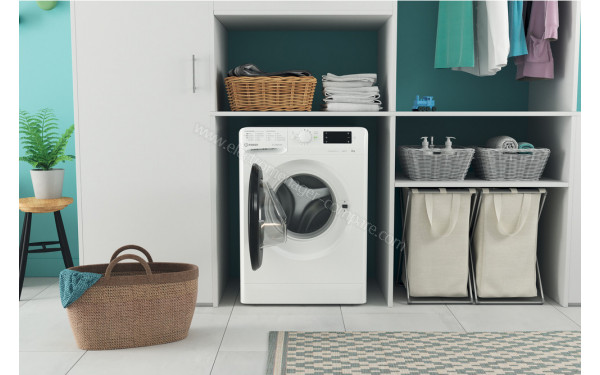 INDESIT MTWE81683WKFR - Mise en situation