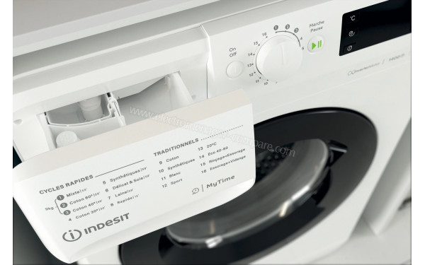 INDESIT MTWED91495WKFR - Zoom sur le tiroir lessiviel