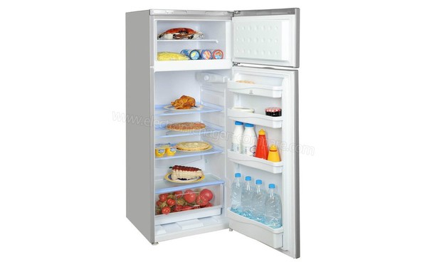 INDESIT RA 24 S - Vue de l'int&eacute;rieur (cr&eacute;dit : Darty)